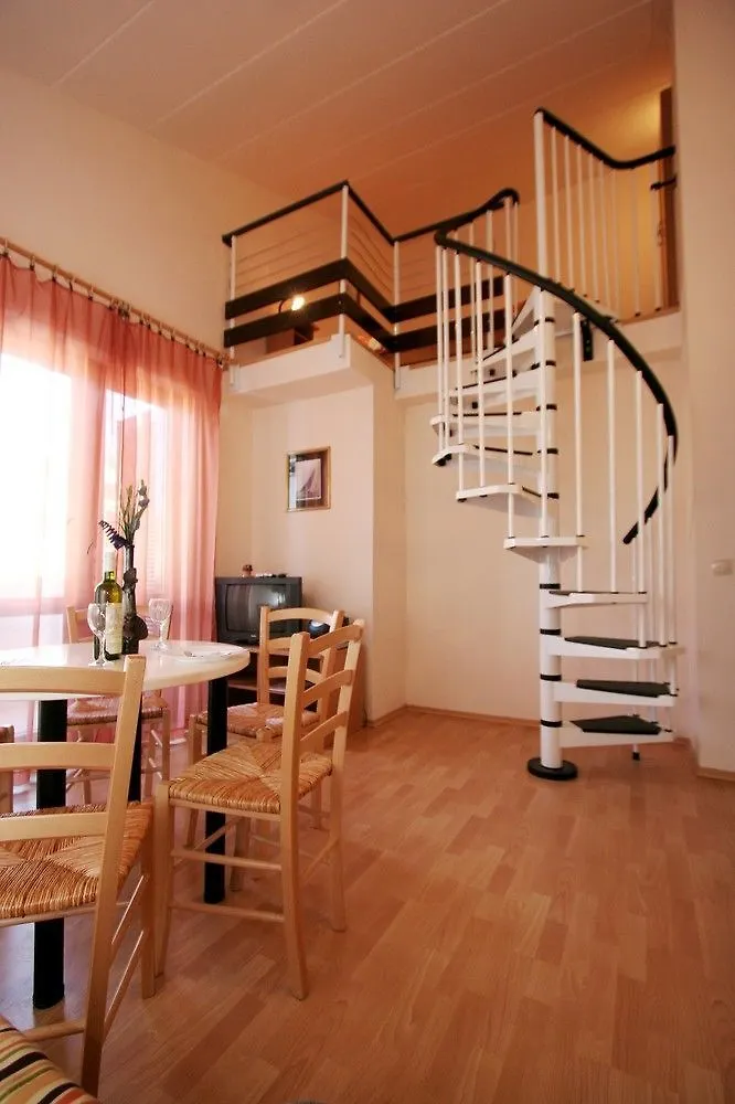 Apartment House Volta Cervar-Porat